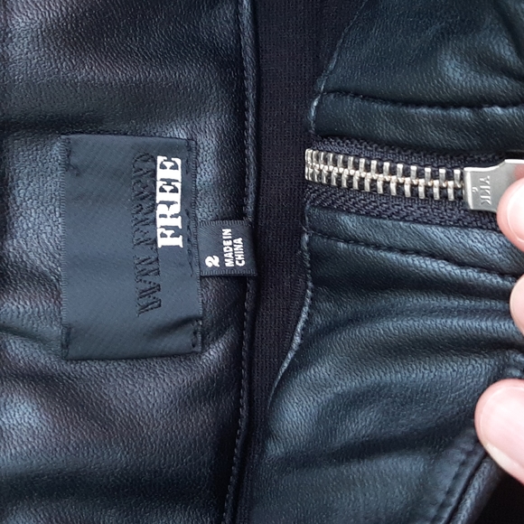 Aritzia Wilfred Faux Leather Skirt - Picture 3 of 8